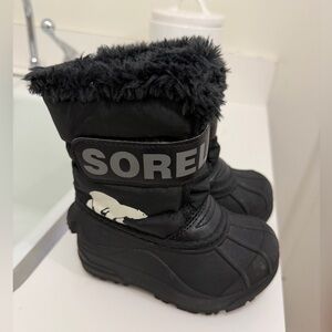Sorel Black Snow Boots with Fur Trim